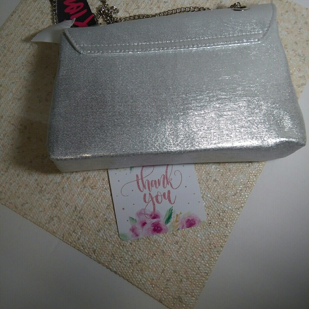 Silver clutch 👜🛍👜 - Picture 5 of 8